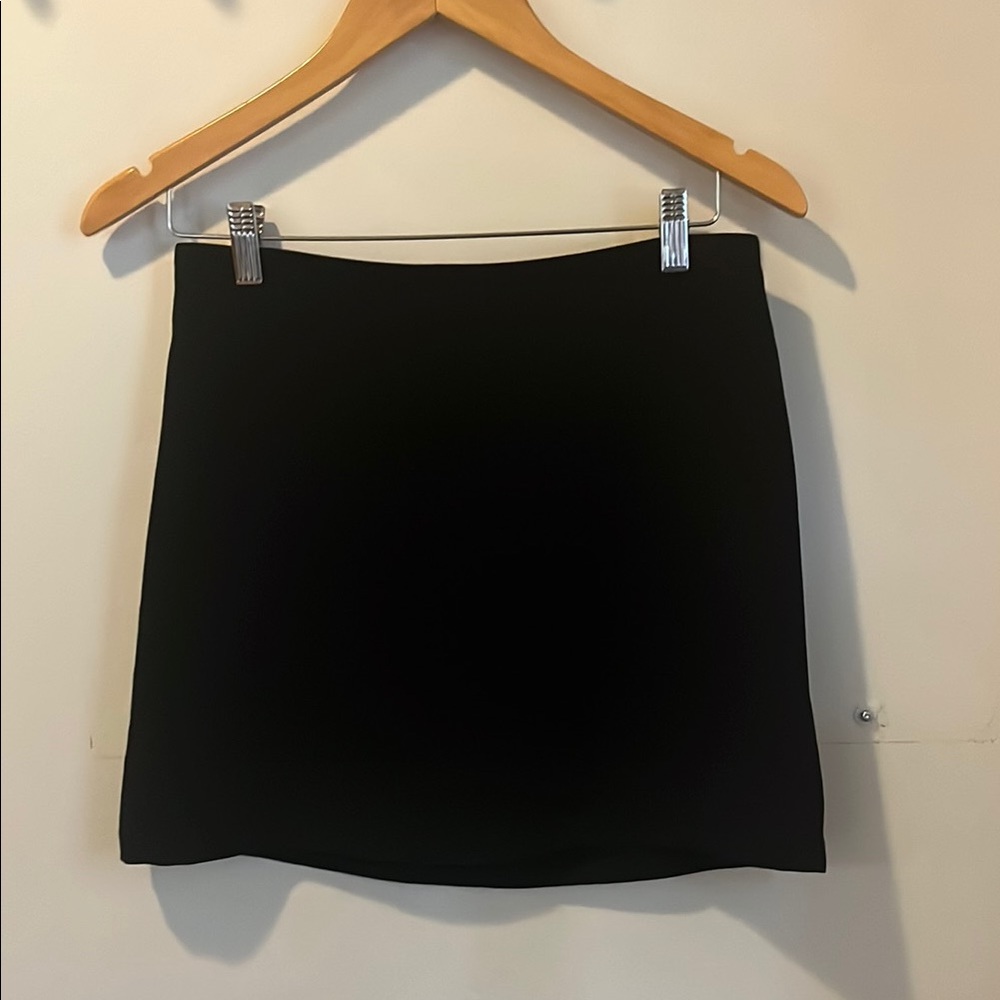 Aritzia Wilfred Mini Skirt - size 6